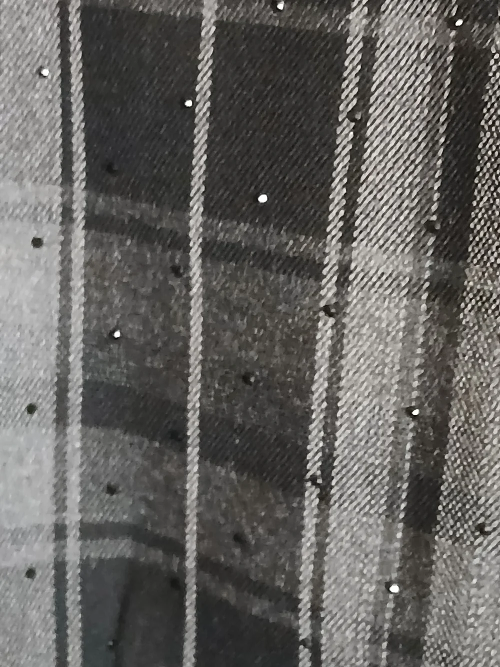 Barabas Men’s NWT Black & Gray Plaid Vest Size S Subtle Rhinestone Detailing